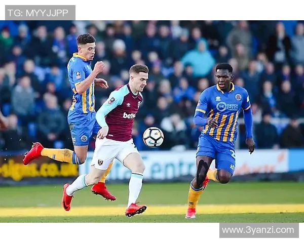 伯顿队与北安普顿队激战正酣谁能在这场较量中笑到最后